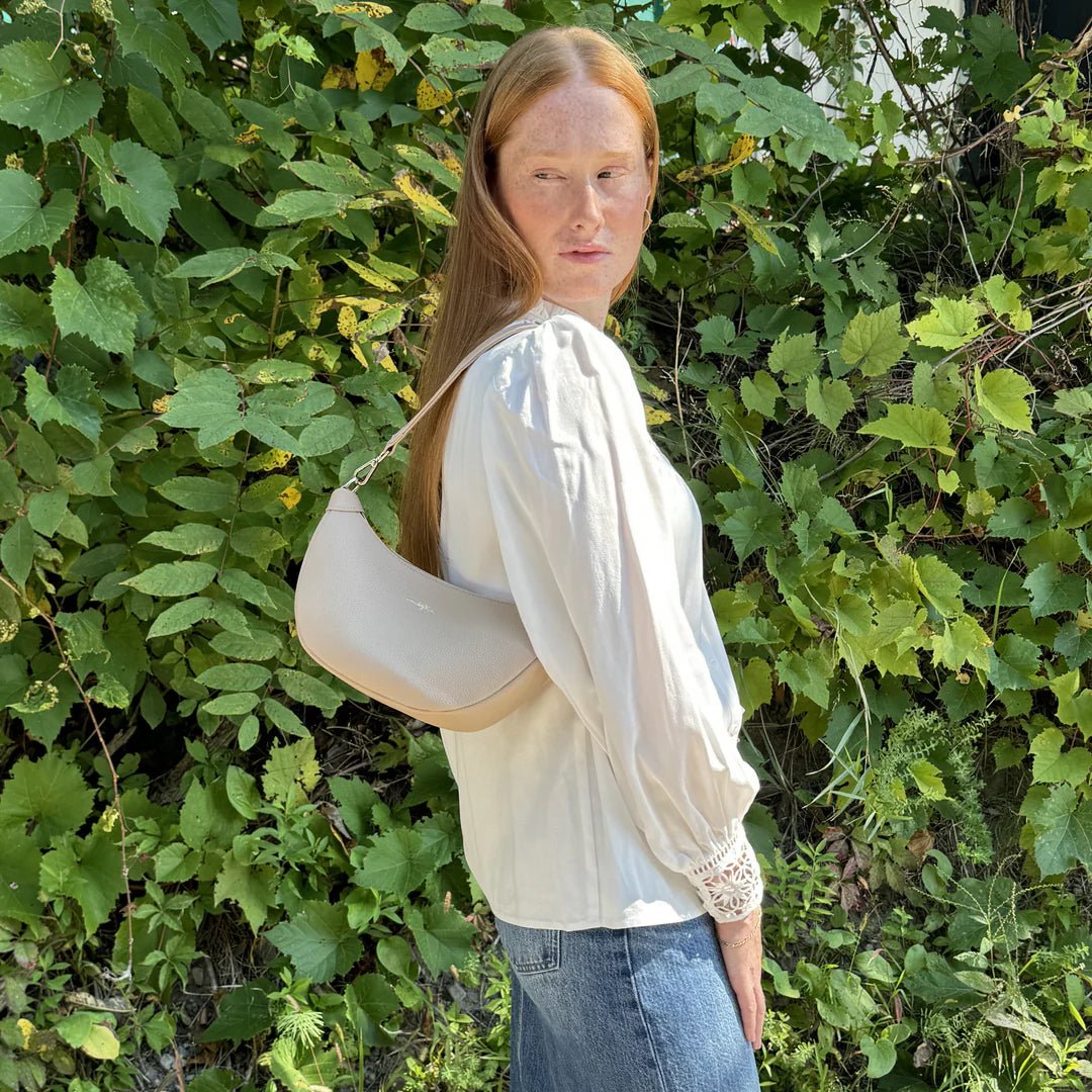 Espe Crescent Bag