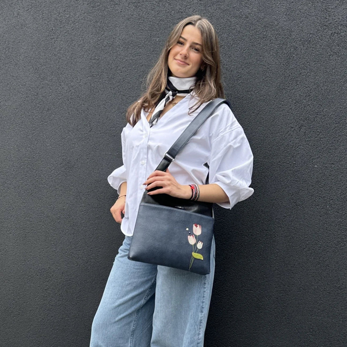 Espe Tulip Messenger