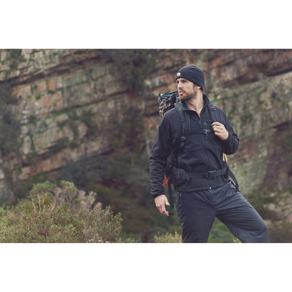 ICETRAX Beanie With Light