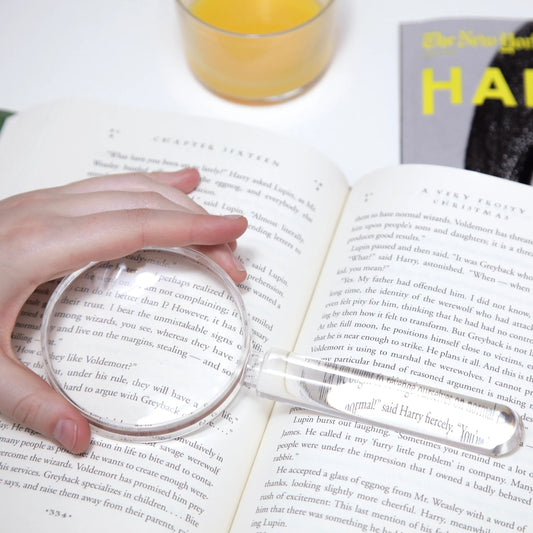 Product Image – Kikkerland 2-in-1 Magnifier