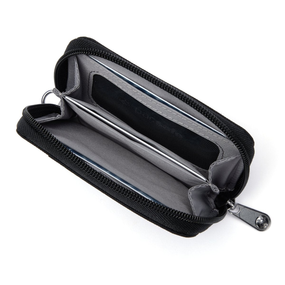 Pacsafe® RFIDsafe™ RFID Blocking Card Wallet