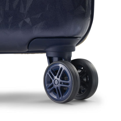 American Tourister Beau Monde HS Spinner Carry On