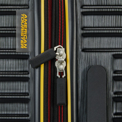 American Tourister Mickey Hardisde Spinner Carry-On™