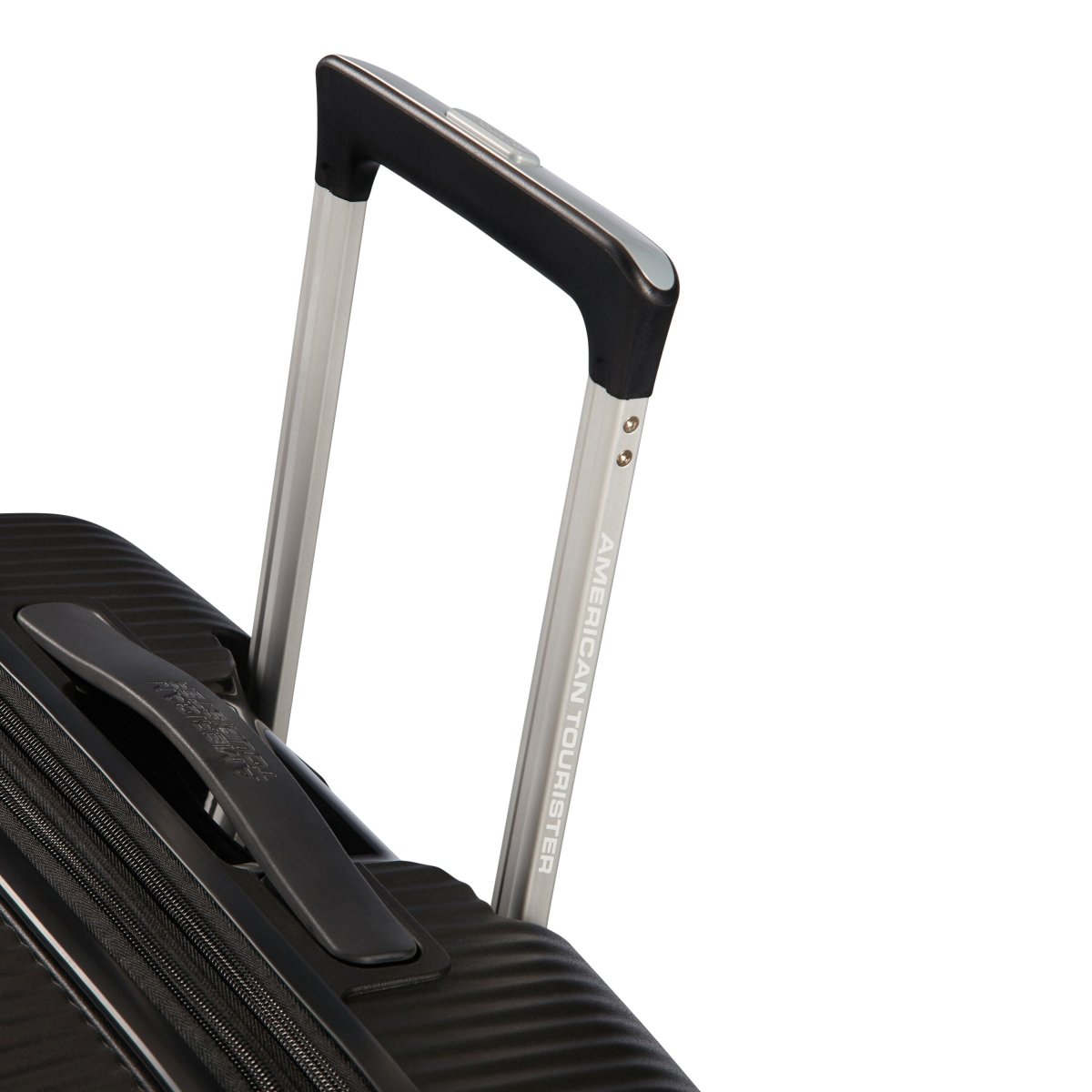 American Tourister Curio Spinner Carry - OnLuggageBlack