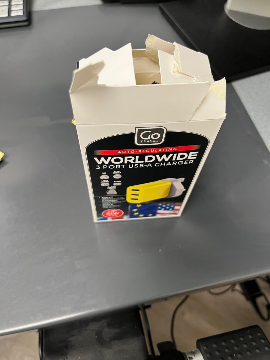Go Travel - Worldwide 3-port USB-A Charger - Damaged Packaging