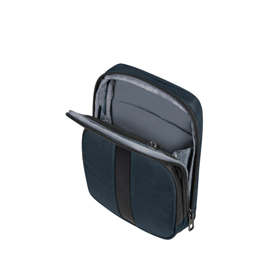 Product Image – The Samsonite SackSquare Crossbody Small, in dark blue with a black stripe, provides hands-free mobility and stylish protection for your device. Its open design features a compartment ideal for slipping in a tablet or small laptop, making it an essential addition to your trendy bag collection.