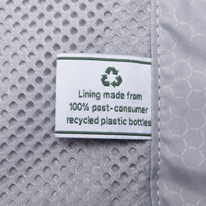 Travelpro® Maxlite® Air V2 Large Spinner’s lining is made from 100% recycled plastic bottles.