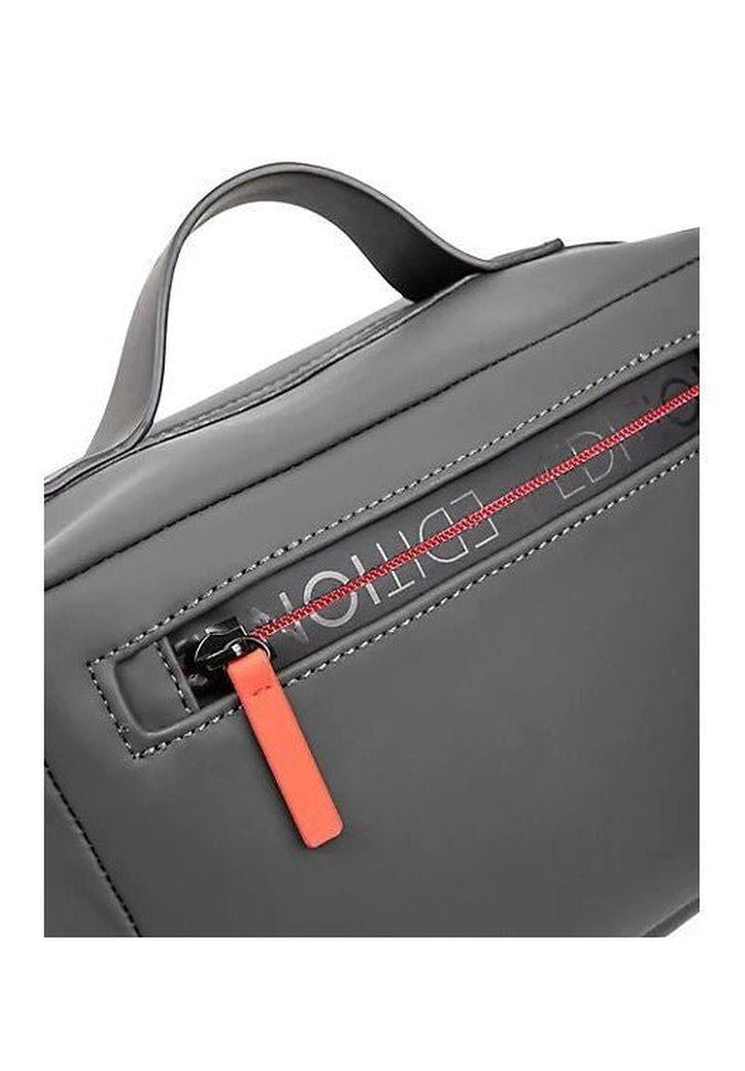 Bugatti x Edition 22 Toiletry BagToiletry BagGrey